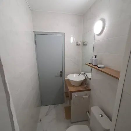 Апартаменти Appt Cosy Hypercentre 2-3p *